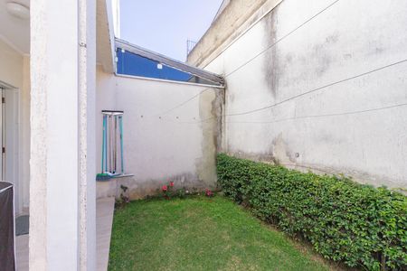 Quintal de casa à venda com 3 quartos, 125m² em Vila dos Remedios, São Paulo