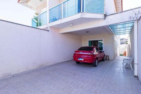Garagem de casa à venda com 3 quartos, 125m² em Vila dos Remedios, São Paulo