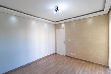 Apartamento à venda com 65m², 2 quartos e 1 vagaSalas