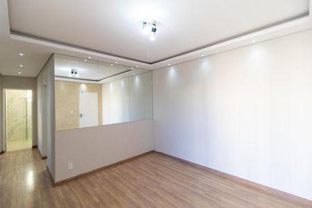 Apartamento à venda com 65m², 2 quartos e 1 vagaSalas