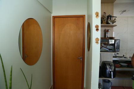 Sala de apartamento à venda com 3 quartos, 90m² em Setor Leste Vila Nova, Goiânia