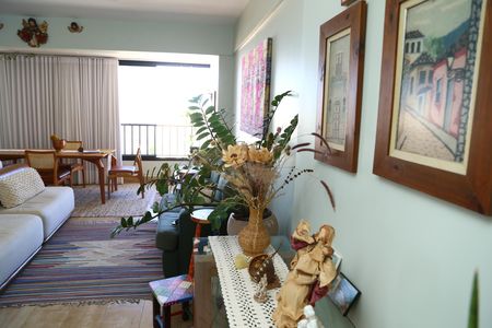 Apartamento à venda com 90m², 3 quartos e 2 vagasSala