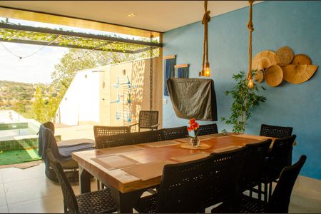 Casa para alugar com 3 quartos, 450m² em Loteamento Aruana Park, Goiânia
