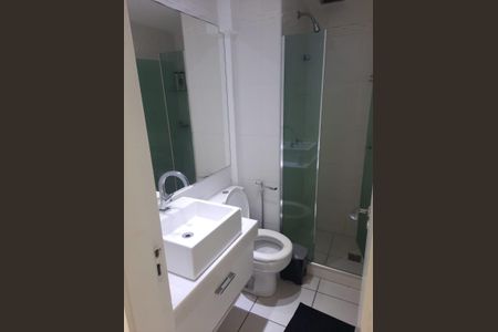 Banheiro de apartamento para alugar com 3 quartos, 90m² em Barra da Tijuca, Rio de Janeiro