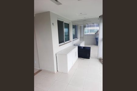 Varanda de apartamento para alugar com 3 quartos, 90m² em Barra da Tijuca, Rio de Janeiro