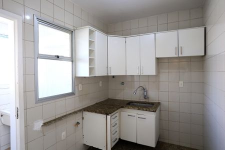 Cozinha de apartamento para alugar com 3 quartos, 75m² em Ipiranga, Belo Horizonte