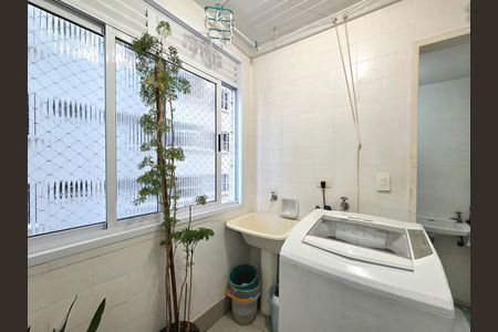 Apartamento à venda com 100m², 2 quartos e 1 vaga Apartamento à venda com 100m², 2 quartos e 1 vagaÁrea de Serviço
