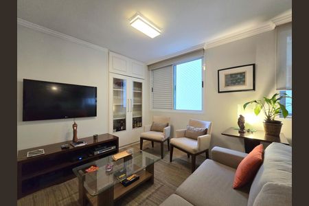 Apartamento à venda com 100m², 2 quartos e 1 vaga Apartamento à venda com 100m², 2 quartos e 1 vagaSala