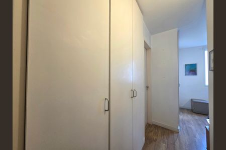 Apartamento à venda com 100m², 2 quartos e 1 vaga Apartamento à venda com 100m², 2 quartos e 1 vagaSuíte