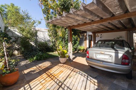 Garagem de casa à venda com 2 quartos, 160m² em Jardim Jussara, São Paulo