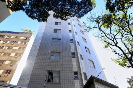Fachada de apartamento para alugar com 1 quarto, 55m² em Cruzeiro, Belo Horizonte