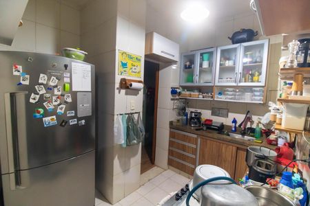 Apartamento à venda com 108m², 3 quartos e sem vagaCozinha e Área de Serviço