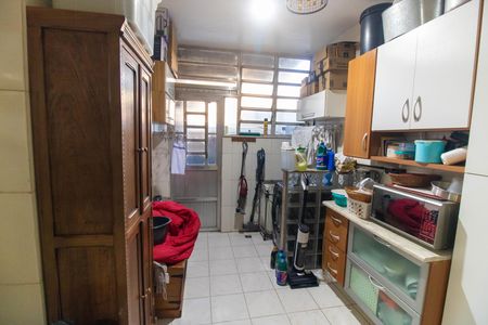 Apartamento à venda com 108m², 3 quartos e sem vagaCozinha e Área de Serviço