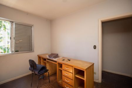 Quarto 1 de casa para alugar com 3 quartos, 290m² em Vila Mangalot, São Paulo