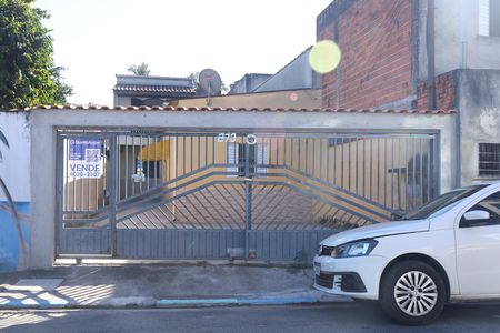 Fachada do imóvel - Placa GRANDE instalada no portão do imóvel dia 20.07.2026 - Código da placa: TZWM-1054 de casa à venda com 3 quartos, 180m² em Jardim Helena, São Paulo