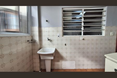 Apartamento para alugar com 125m², 3 quartos e 2 vagasÁrea de Serviço 