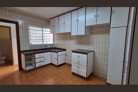 Apartamento para alugar com 125m², 3 quartos e 2 vagasCozinha 