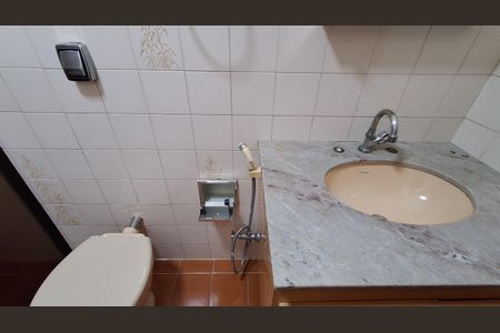 Apartamento para alugar com 125m², 3 quartos e 2 vagasBanheiro Social 