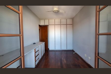 Apartamento para alugar com 125m², 3 quartos e 2 vagasQuarto 3