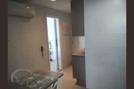 Apartamento à venda com 3 quartos, 245m² em Piratininga, Niterói