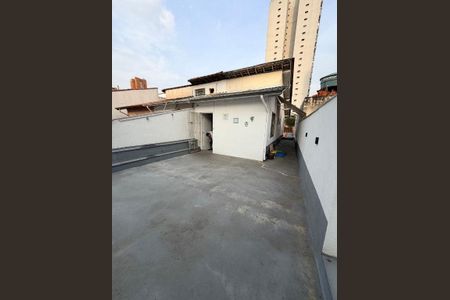 Casa à venda com 2 quartos, 107m² em Campo Belo, São Paulo