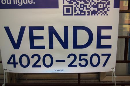 Casa à venda com 300m², 12 quartos e 1 vaga Casa à venda com 300m², 12 quartos e 1 vagaPlaca