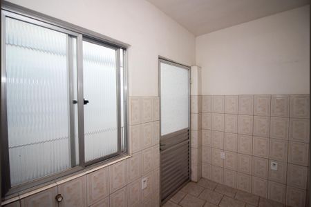 Casa à venda com 300m², 12 quartos e 1 vaga Casa à venda com 300m², 12 quartos e 1 vagaÁrea de Serviço