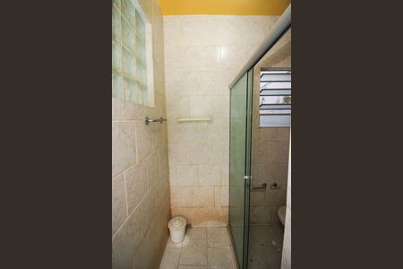 Casa à venda com 300m², 12 quartos e 1 vaga Casa à venda com 300m², 12 quartos e 1 vagaBanheiro da Suíte 1