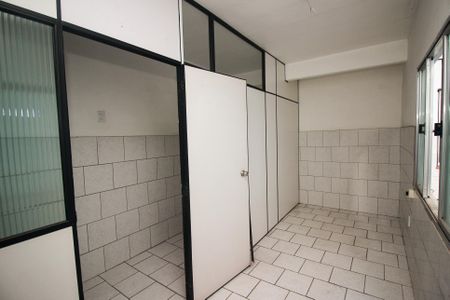 Casa à venda com 300m², 12 quartos e 1 vaga Casa à venda com 300m², 12 quartos e 1 vagaQuarto 5