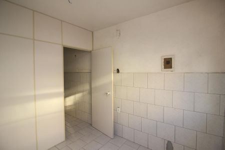 Casa à venda com 300m², 12 quartos e 1 vaga Casa à venda com 300m², 12 quartos e 1 vagaQuarto 8