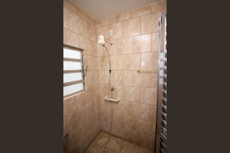 Casa à venda com 300m², 12 quartos e 1 vaga Casa à venda com 300m², 12 quartos e 1 vagaBanheiro 2