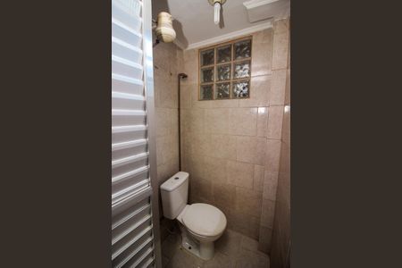 Casa à venda com 300m², 12 quartos e 1 vaga Casa à venda com 300m², 12 quartos e 1 vagaBanheiro da Suíte 2