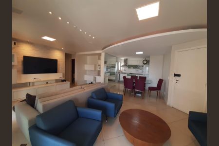 Apartamento à venda com 128m², 3 quartos e 4 vagas Apartamento à venda com 128m², 3 quartos e 4 vagasSala