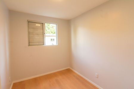 Quarto 1 de apartamento à venda com 2 quartos, 45m² em Olaria, Canoas