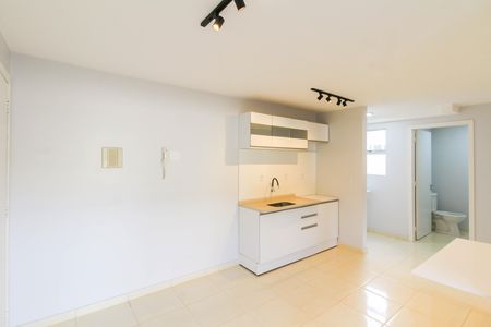 Apartamento à venda com 2 quartos, 45m² em Olaria, Canoas
