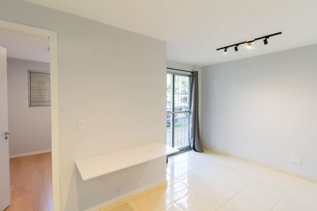 Apartamento à venda com 45m², 2 quartos e 1 vagaCozinha e Área de Serviço