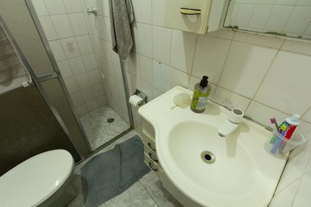 Banheiro de casa para alugar com 2 quartos, 88m² em Itaim Bibi, São Paulo