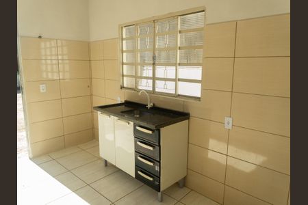 Casa para alugar com 1 quarto, 50m² em Nova Veneza, Paulínia