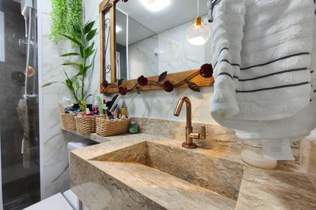 Apartamento à venda com 70m², 3 quartos e 2 vagas Apartamento à venda com 70m², 3 quartos e 2 vagasBanheiro Suíte