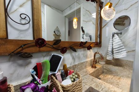 Apartamento à venda com 70m², 3 quartos e 2 vagas Apartamento à venda com 70m², 3 quartos e 2 vagasBanheiro Suíte