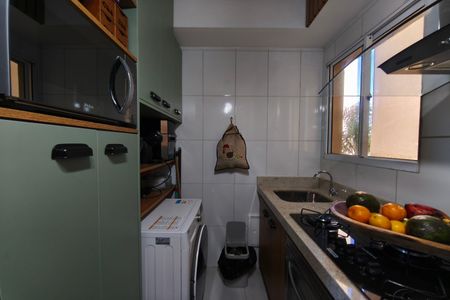 Cozinha de apartamento à venda com 3 quartos, 70m² em Parque Fazendinha, Campinas