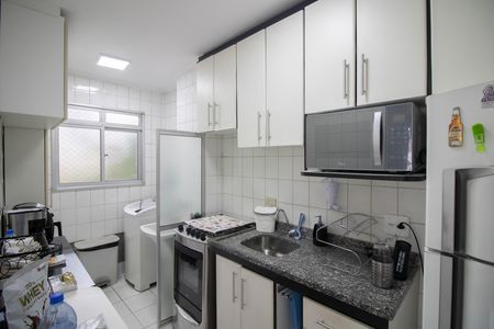 Apartamento para alugar com 55m², 3 quartos e 1 vaga Apartamento para alugar com 55m², 3 quartos e 1 vagaCOZINHA E ÁREA DE SERVIÇO