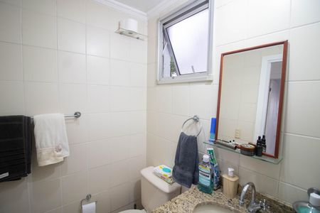 BANHEIRO de apartamento à venda com 3 quartos, 55m² em Jd Centenário, São Paulo