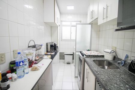 Apartamento para alugar com 55m², 3 quartos e 1 vaga Apartamento para alugar com 55m², 3 quartos e 1 vagaCOZINHA E ÁREA DE SERVIÇO