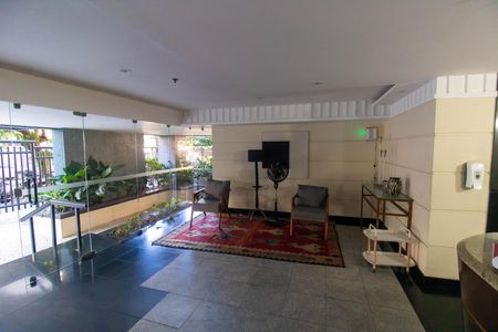 Apartamento para alugar com 140m², 3 quartos e 2 vagas Apartamento para alugar com 140m², 3 quartos e 2 vagasPortaria