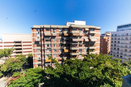 Apartamento para alugar com 140m², 3 quartos e 2 vagas Apartamento para alugar com 140m², 3 quartos e 2 vagasVista do Quarto 1