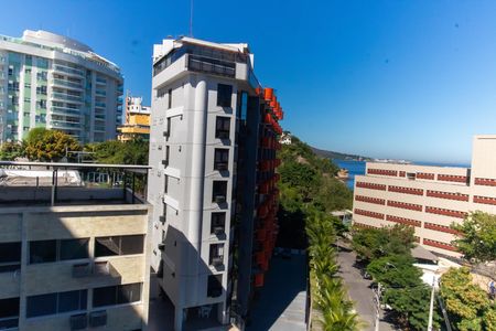 Apartamento para alugar com 140m², 3 quartos e 2 vagas Apartamento para alugar com 140m², 3 quartos e 2 vagasVista da Suíte