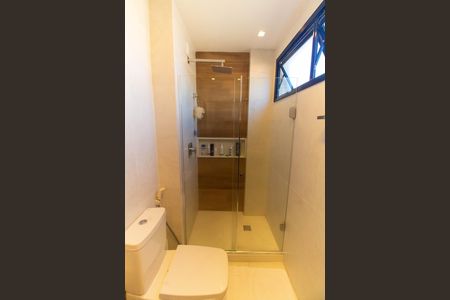 Apartamento para alugar com 140m², 3 quartos e 2 vagas Apartamento para alugar com 140m², 3 quartos e 2 vagasBanheiro da Suíte