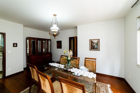 Apartamento para alugar com 100m², 4 quartos e 2 vagasCopa