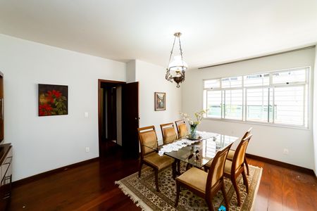 Apartamento para alugar com 100m², 4 quartos e 2 vagasCopa
